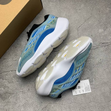 ADIDAS YEEZY BOOST 700 голубые с  белым