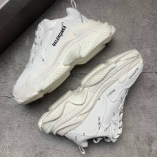 Balenciaga Triple S белые