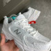 Кроссовки NEW BALANCE 530 белые
