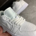 Кроссовки NIKE JORDAN 1 белые