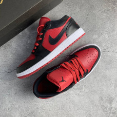NIKE JORDAN 1 красные с  черным
